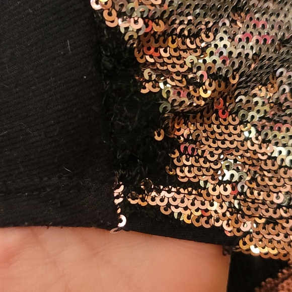 Silver/copper sequin razor back tank top - Picture 5 of 6